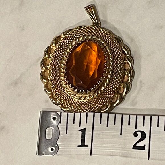 Vintage Womens Pendant Y2K 90s Statement Bold Goldtone Faux Amber Stone Jewelry - Picture 8 of 8